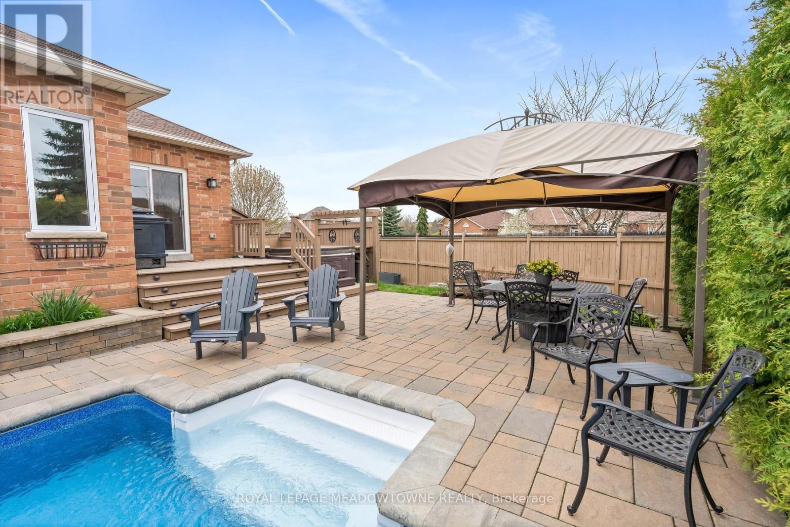 22 Berton Boulevard, Halton Hills, Ontario  L7G 6A5 - Photo 38 - W13113752