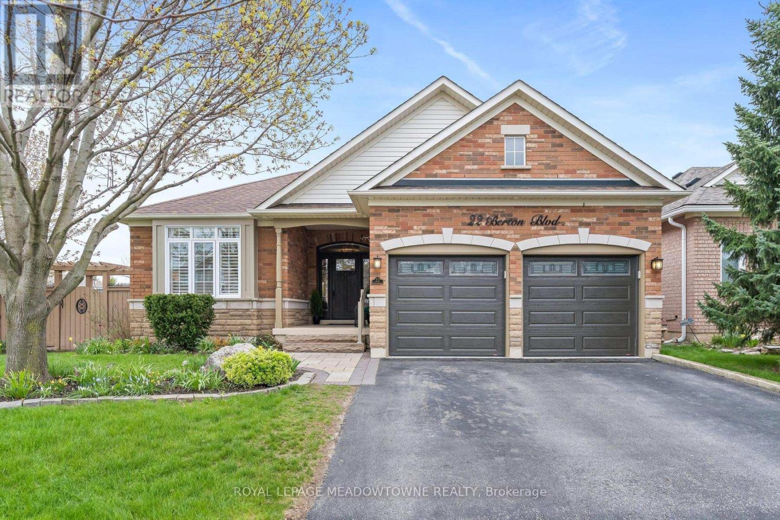 22 BERTON BOULEVARD, Halton Hills, Ontario