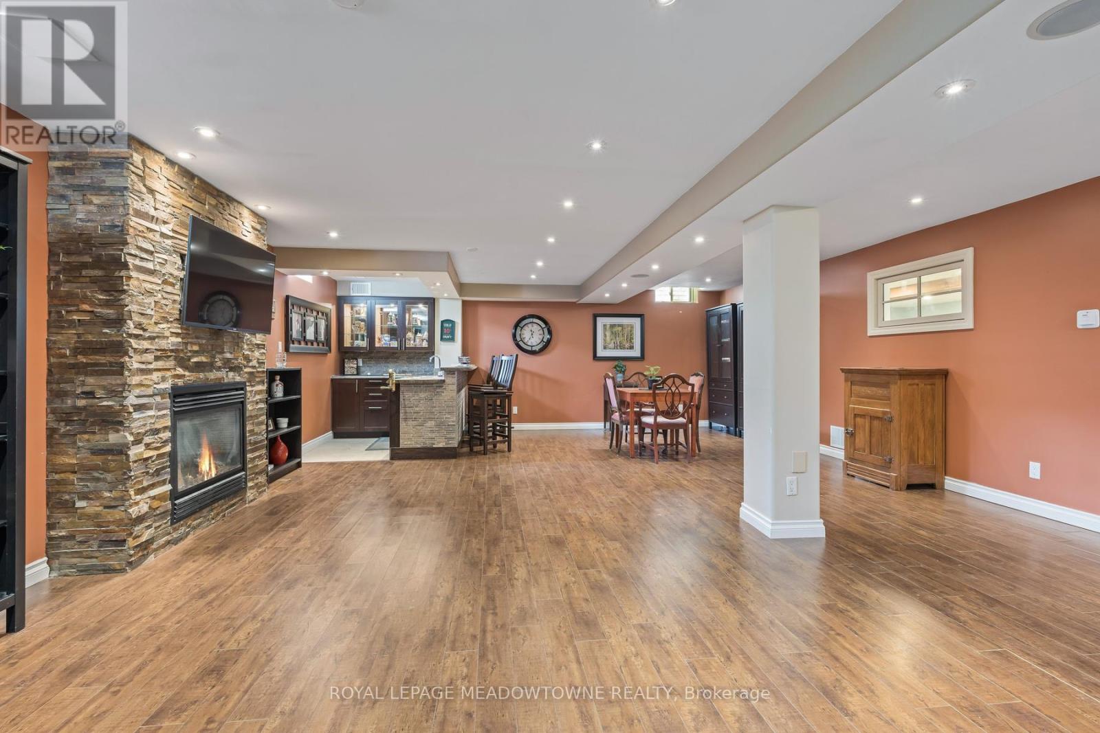 22 Berton Boulevard, Halton Hills, Ontario  L7G 6A5 - Photo 24 - W13113752
