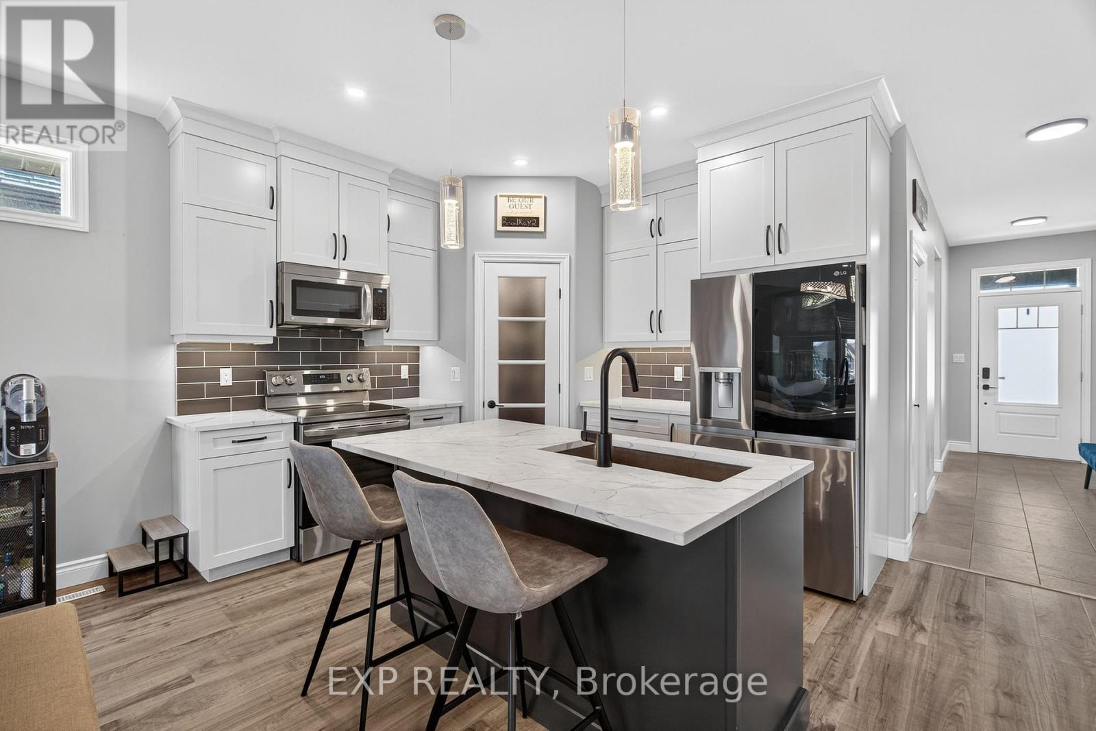7 Mavety Court, Belleville, Ontario  K8N 0R6 - Photo 4 - X13113922