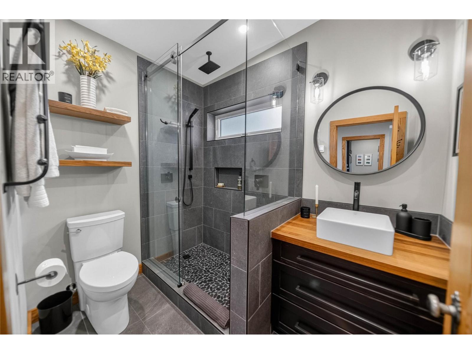 54 Commons Street, Fernie, British Columbia  V0B 1M1 - Photo 33 - 10386467