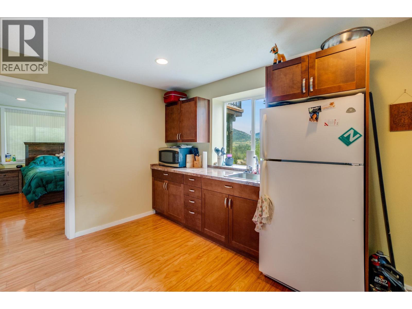 1533 Woodland Drive, Castlegar, British Columbia  V1N 4J4 - Photo 39 - 10386824