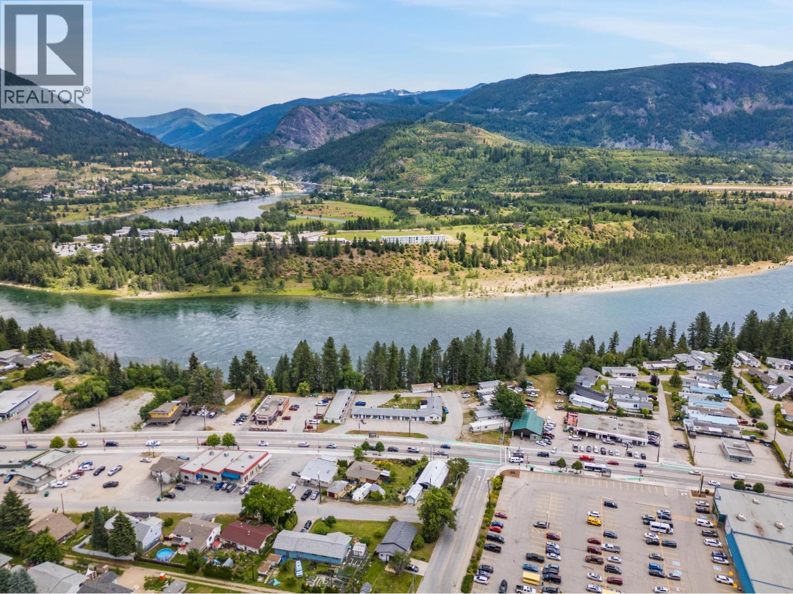 1533 Woodland Drive, Castlegar, British Columbia  V1N 4J4 - Photo 68 - 10386824