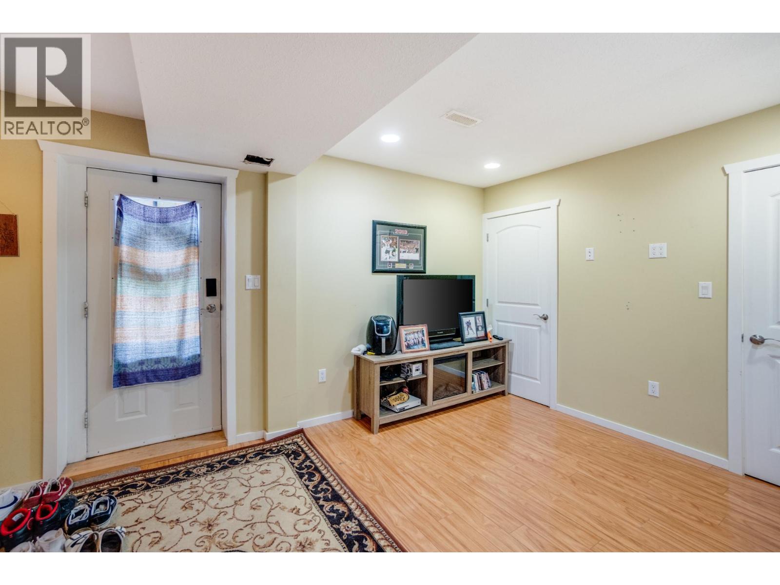 1533 Woodland Drive, Castlegar, British Columbia  V1N 4J4 - Photo 43 - 10386824