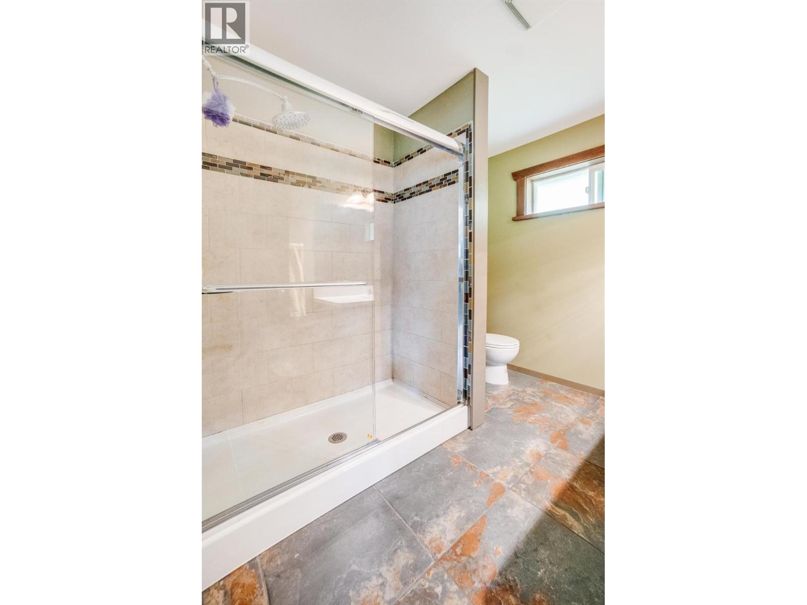 1533 Woodland Drive, Castlegar, British Columbia  V1N 4J4 - Photo 35 - 10386824