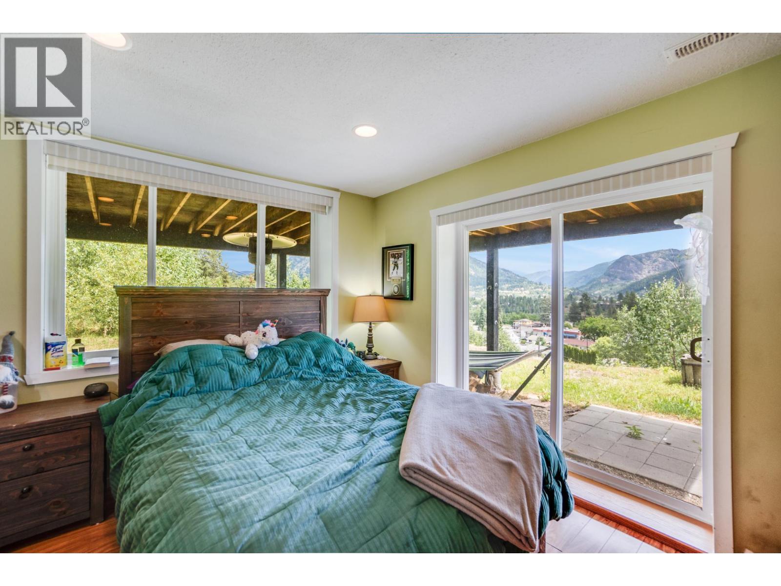 1533 Woodland Drive, Castlegar, British Columbia  V1N 4J4 - Photo 52 - 10386824