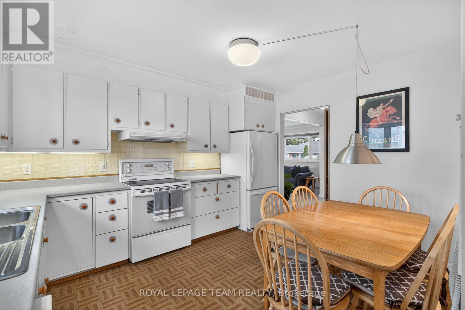 15 Donna Street, Ottawa, Ontario  K2G 2V5 - Photo 17 - X13113848