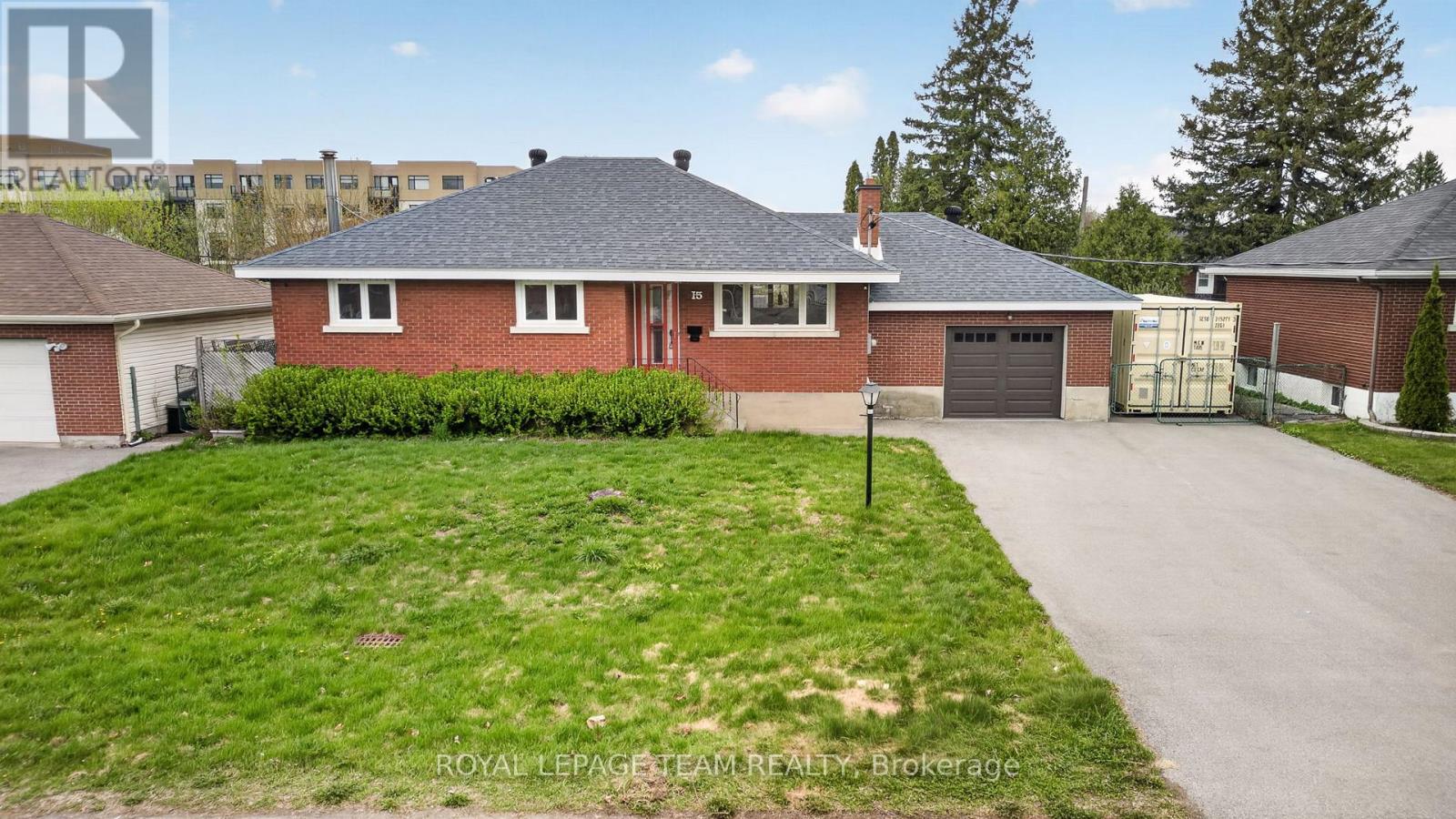 15 Donna Street, Ottawa, Ontario  K2G 2V5 - Photo 3 - X13113848