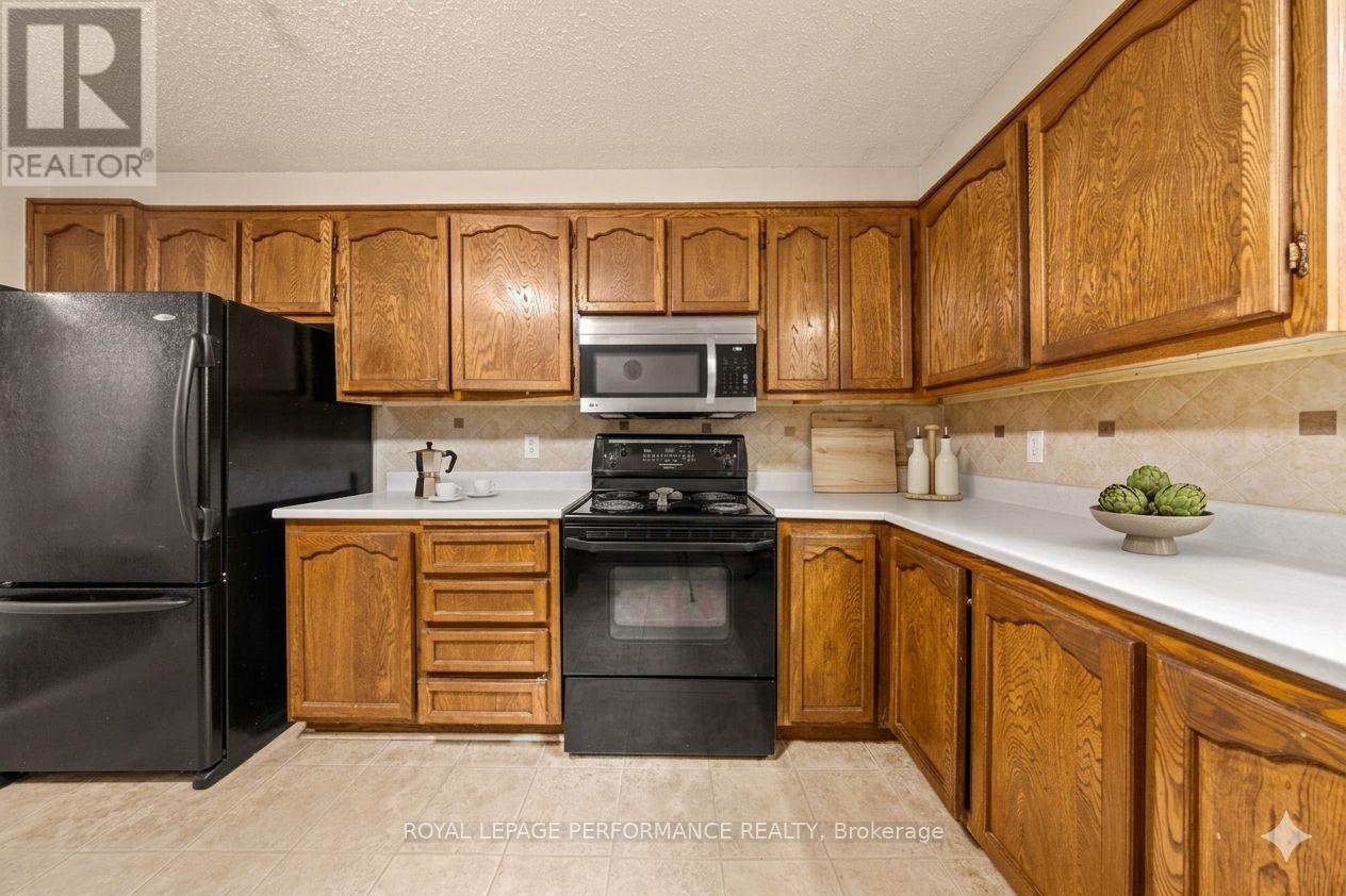 1702 Russell Road, Ottawa, Ontario  K1G 0M9 - Photo 15 - X13056632