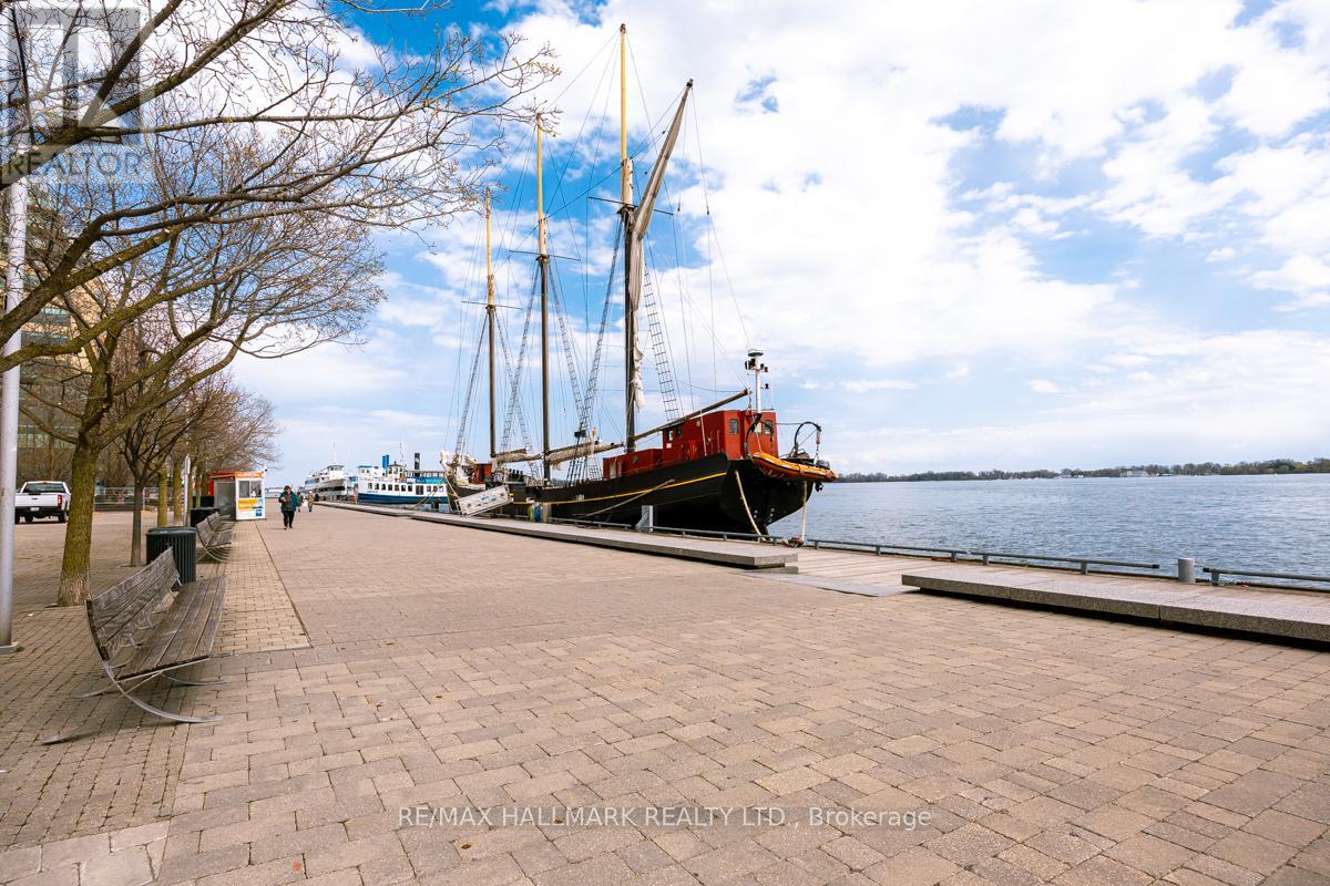 2707 - 228 Queens Quay W, Toronto, Ontario  M5J 2X1 - Photo 31 - C13113796