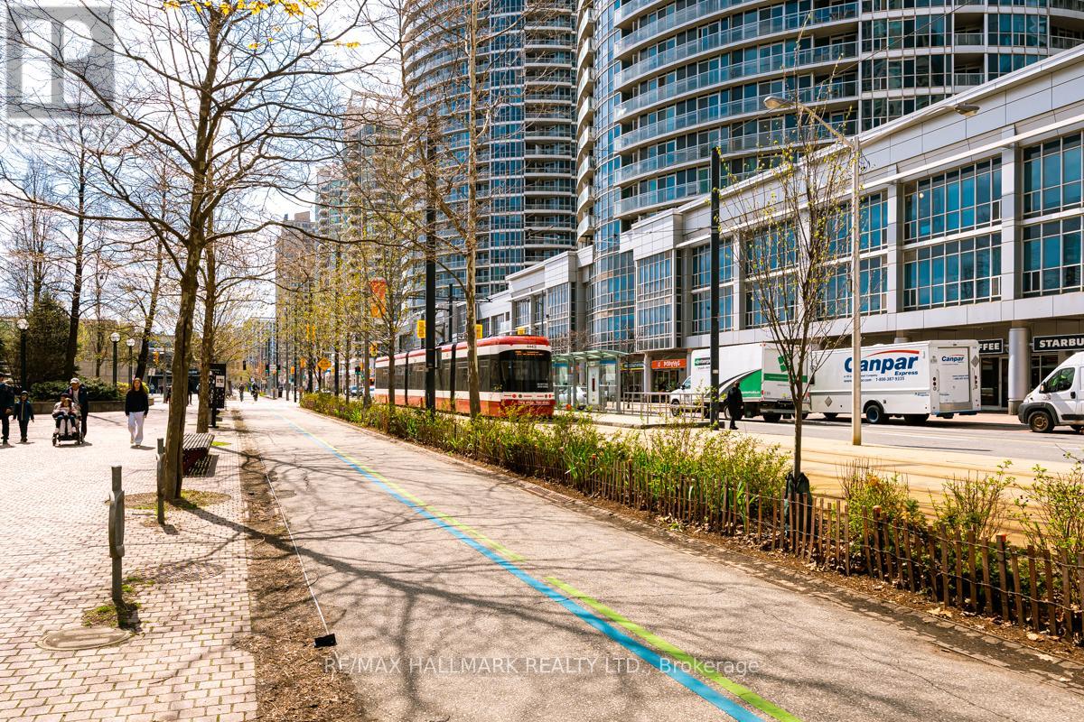2707 - 228 Queens Quay W, Toronto, Ontario  M5J 2X1 - Photo 35 - C13113796