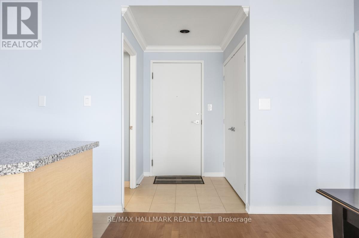 2707 - 228 Queens Quay W, Toronto, Ontario  M5J 2X1 - Photo 4 - C13113796