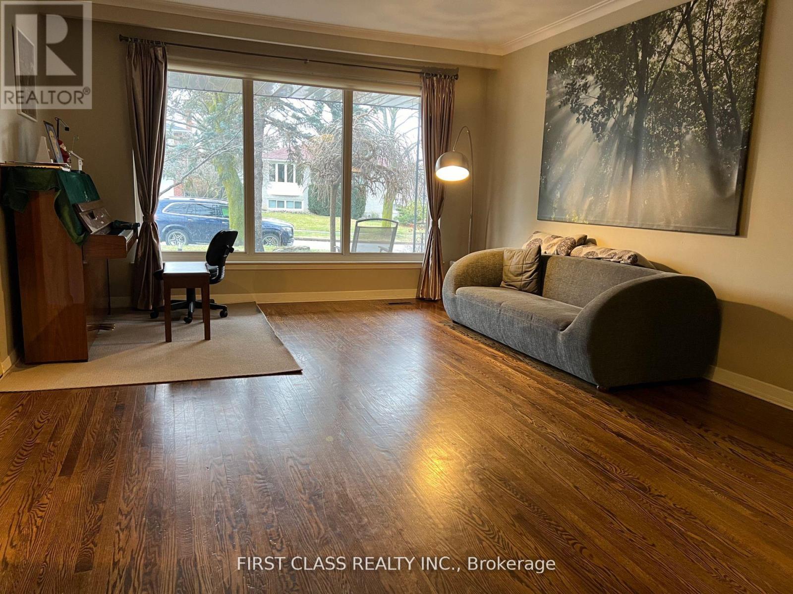 51 Ealing Drive, Toronto, Ontario  M2L 2R4 - Photo 2 - C13113820