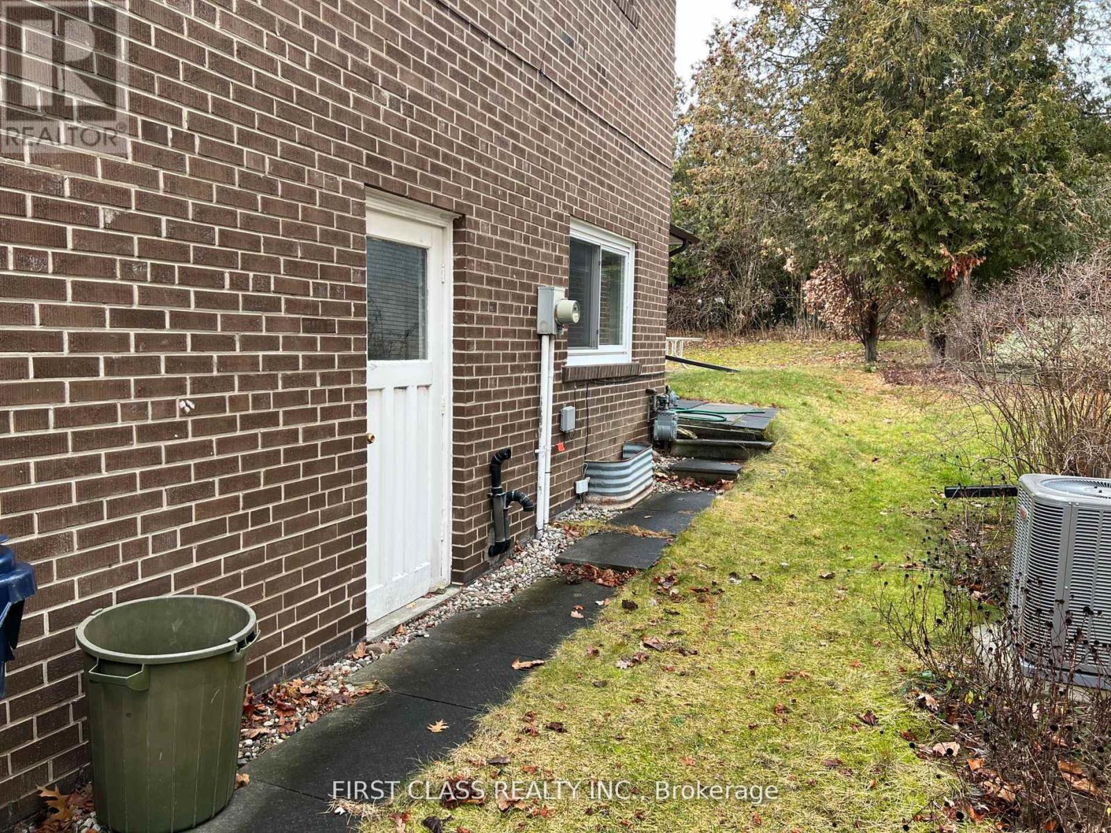 51 Ealing Drive, Toronto, Ontario  M2L 2R4 - Photo 20 - C13113820