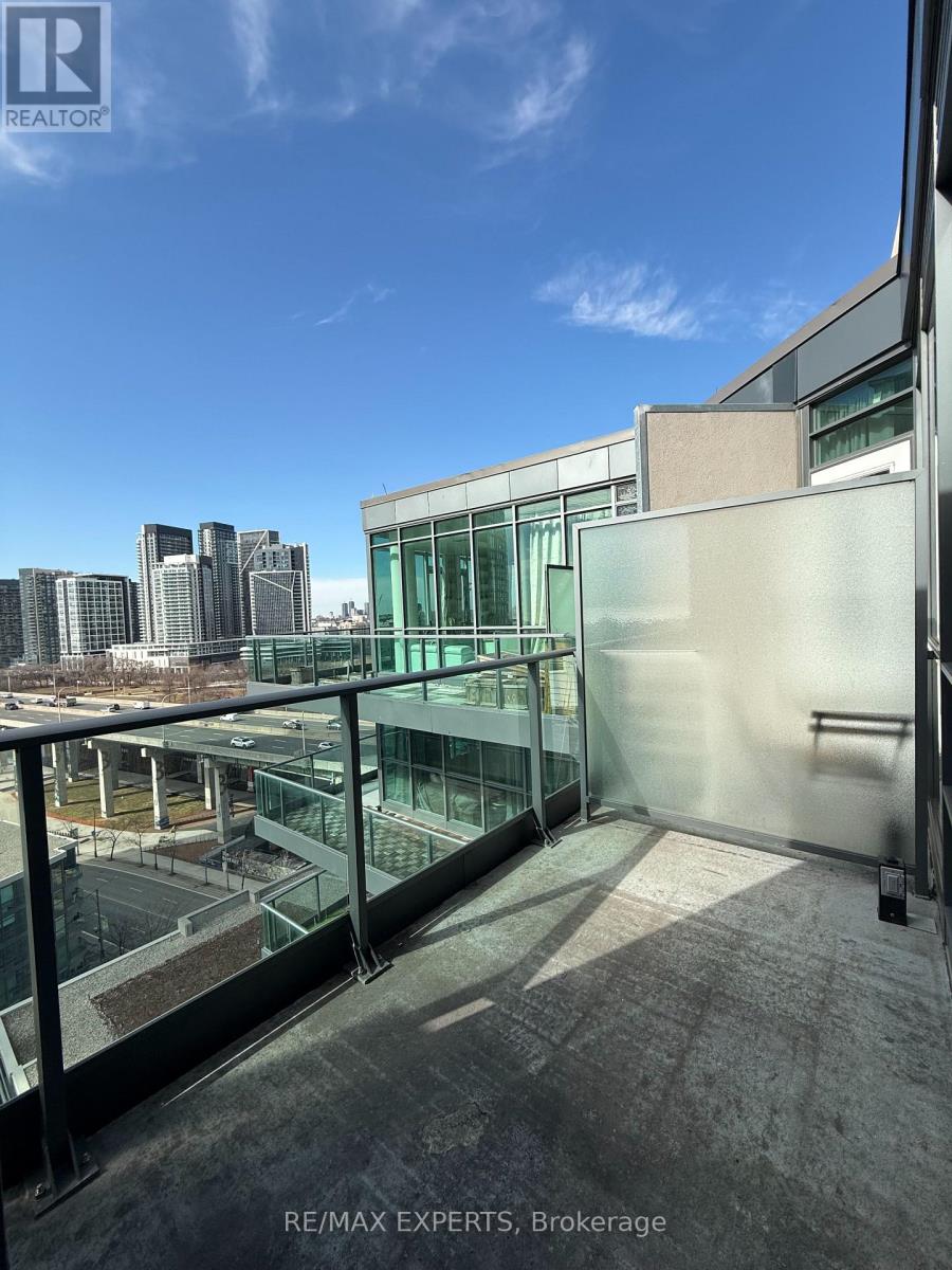 1656 - 209 Fort York Boulevard, Toronto, Ontario  M5V 4A1 - Photo 12 - C13113918