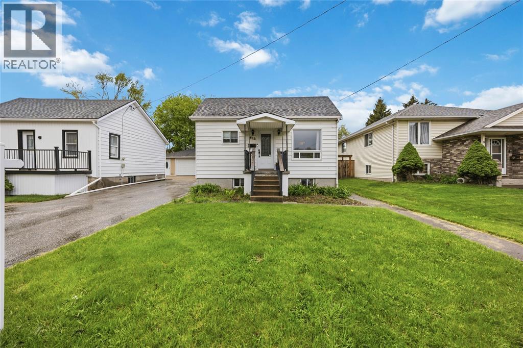 615 COPLAND ROAD, Sarnia, Ontario