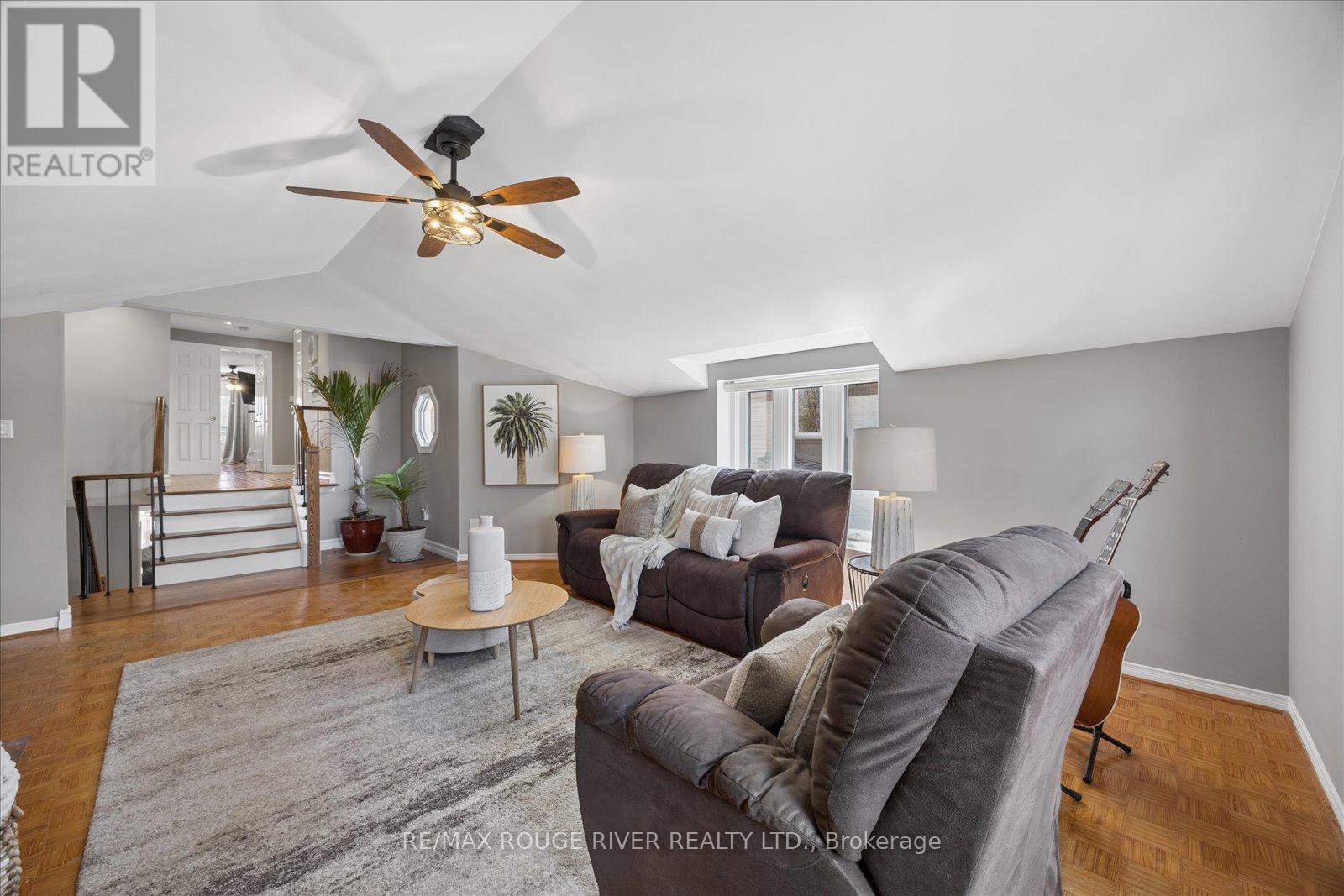 1014 Redbird Crescent, Pickering, Ontario  L1V 5K3 - Photo 22 - E13082688