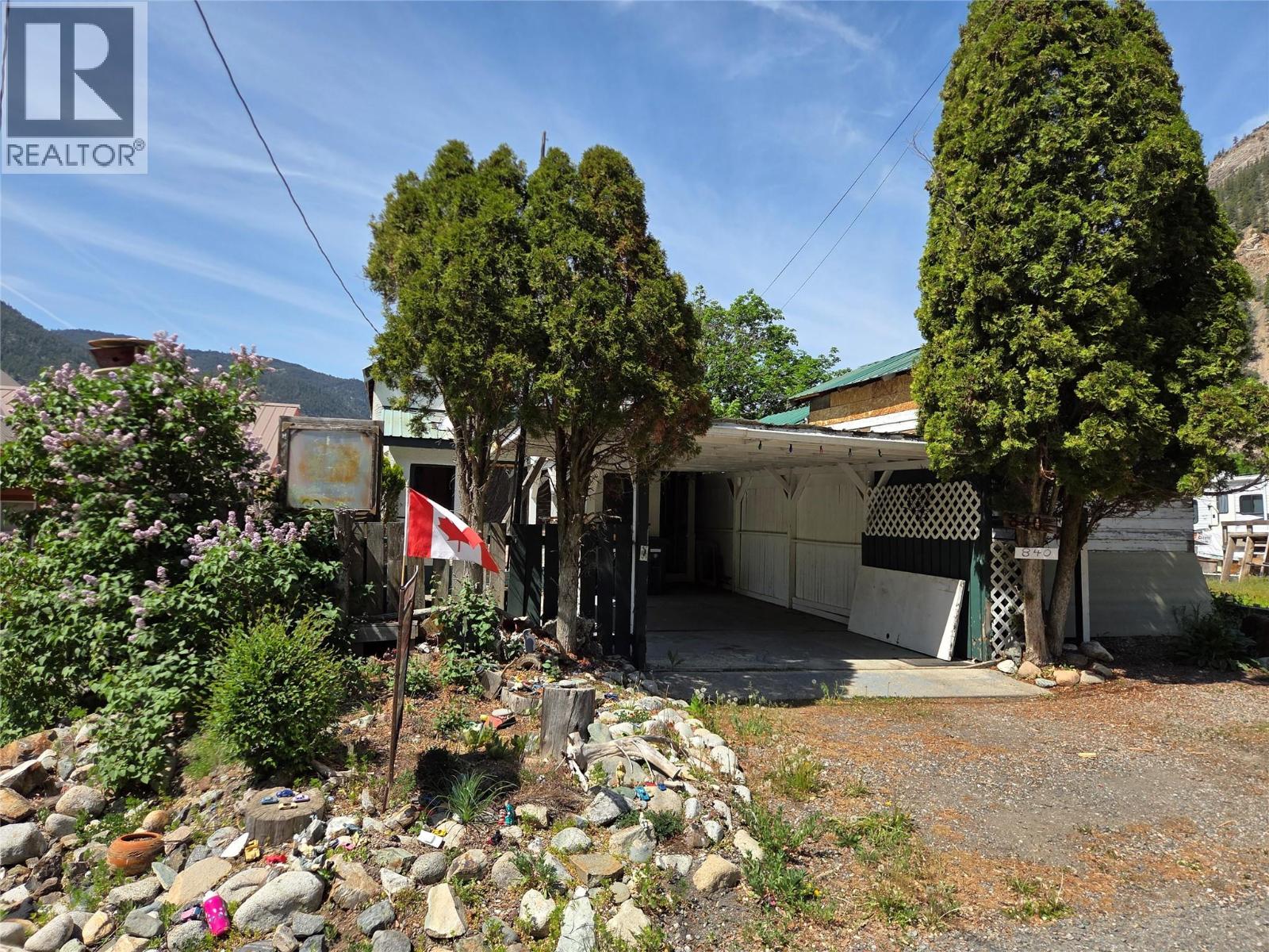 840 Cawston Avenue, Hedley, British Columbia  V0X 1K0 - Photo 35 - 10387030