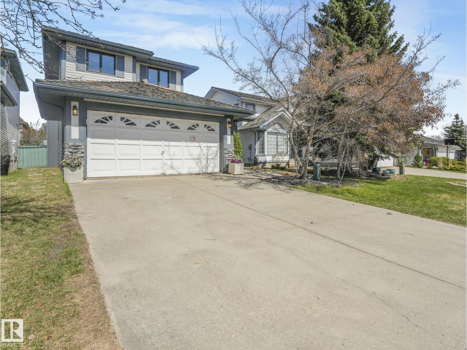 1060 Wedgewood Bv Nw, Edmonton, Alberta  T6M 2L6 - Photo 2 - E4487061