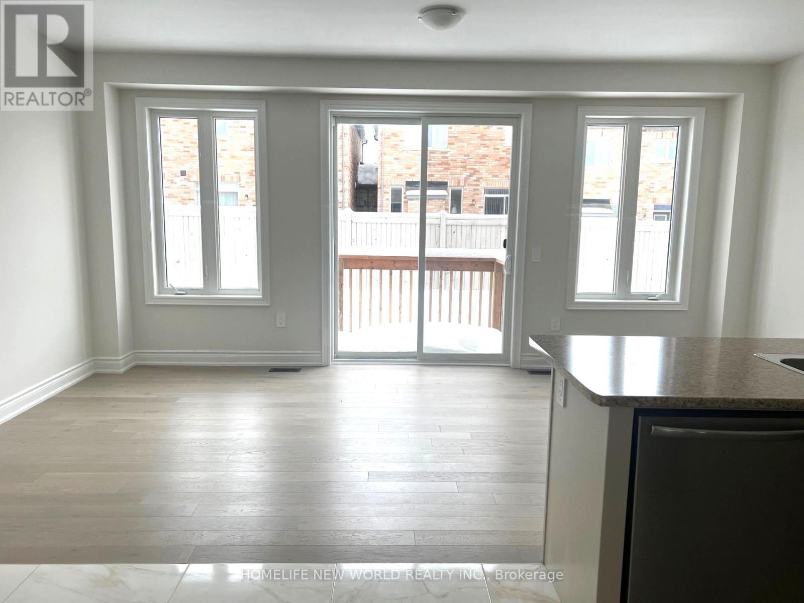105 Kenneth Rogers Crescent, East Gwillimbury, Ontario  L9N 1S5 - Photo 2 - N13113876