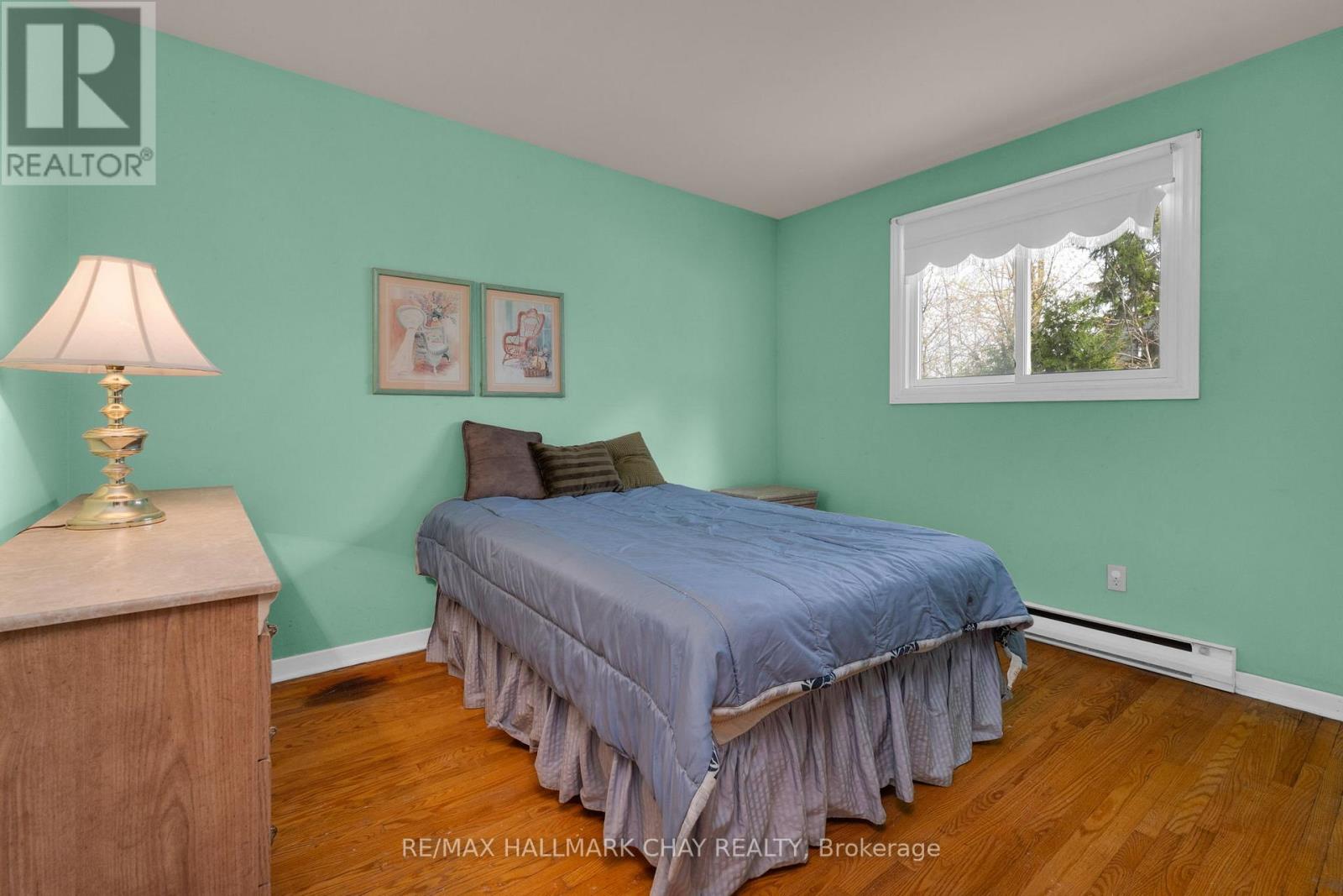 33 Davies Crescent, Barrie, Ontario  L4M 2M4 - Photo 13 - S13113770