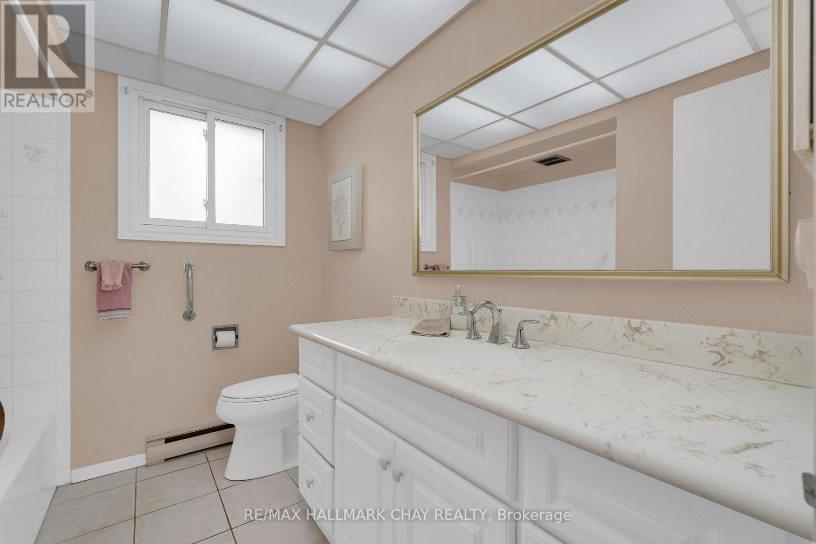 33 Davies Crescent, Barrie, Ontario  L4M 2M4 - Photo 15 - S13113770