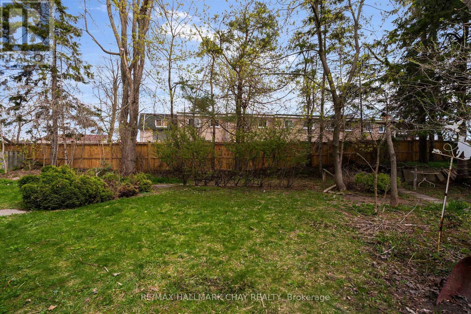 33 Davies Crescent, Barrie, Ontario  L4M 2M4 - Photo 28 - S13113770