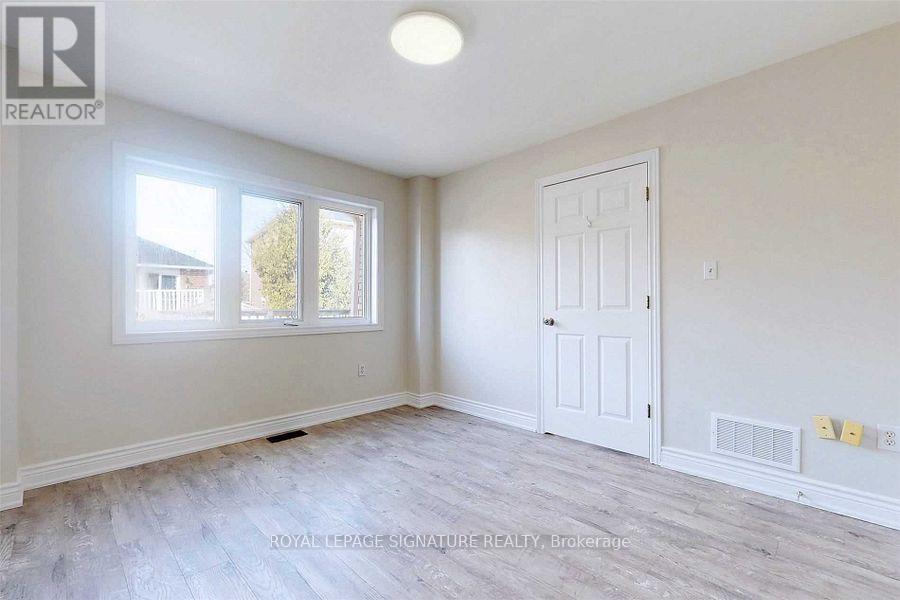 9 Sydenham Wells, Barrie, Ontario  L4M 6R3 - Photo 14 - S13113780