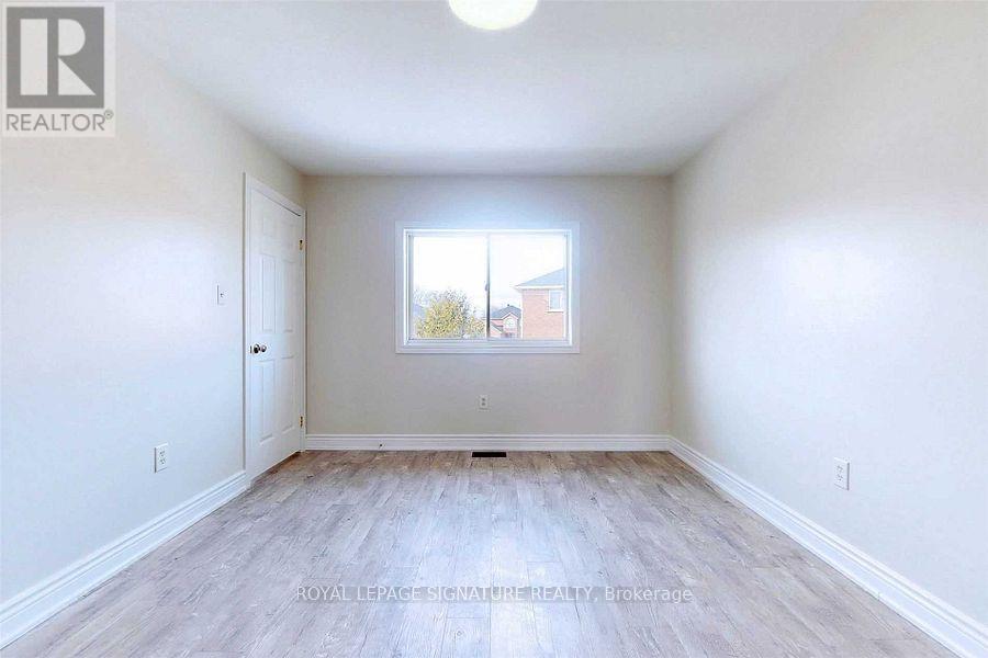 9 Sydenham Wells, Barrie, Ontario  L4M 6R3 - Photo 24 - S13113780