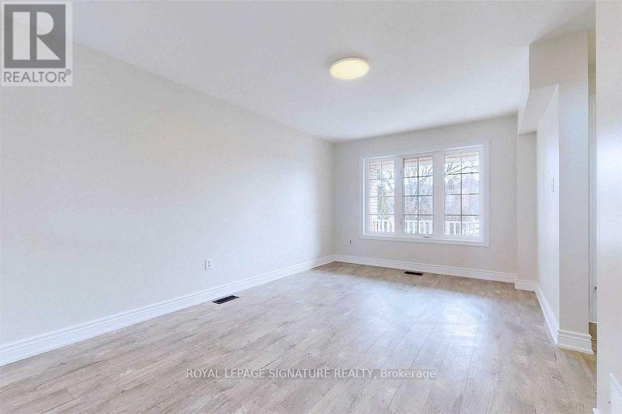 9 Sydenham Wells, Barrie, Ontario  L4M 6R3 - Photo 3 - S13113780