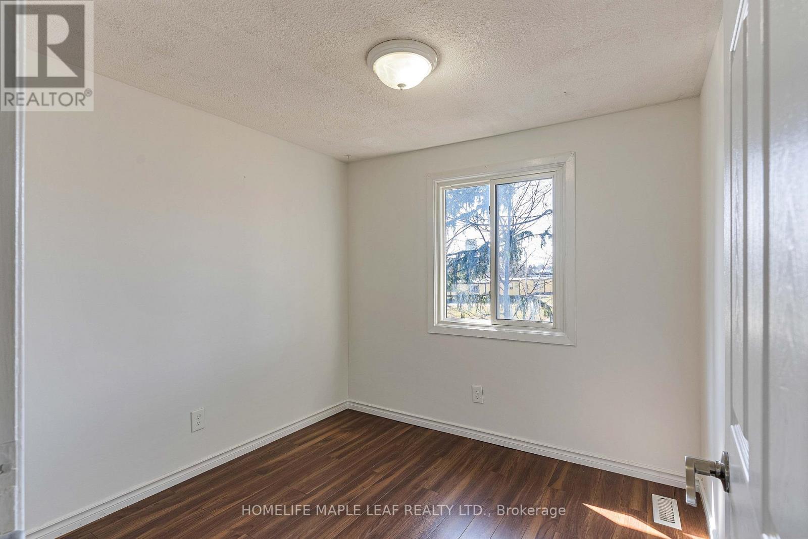 57 - 45 Hansen Road N, Brampton, Ontario  L6V 3C5 - Photo 14 - W12872430