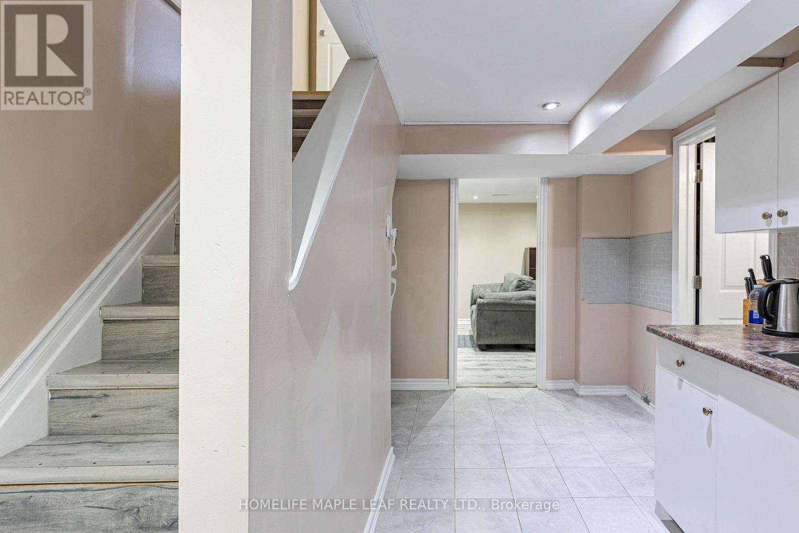 57 - 45 Hansen Road N, Brampton, Ontario  L6V 3C5 - Photo 21 - W12872430