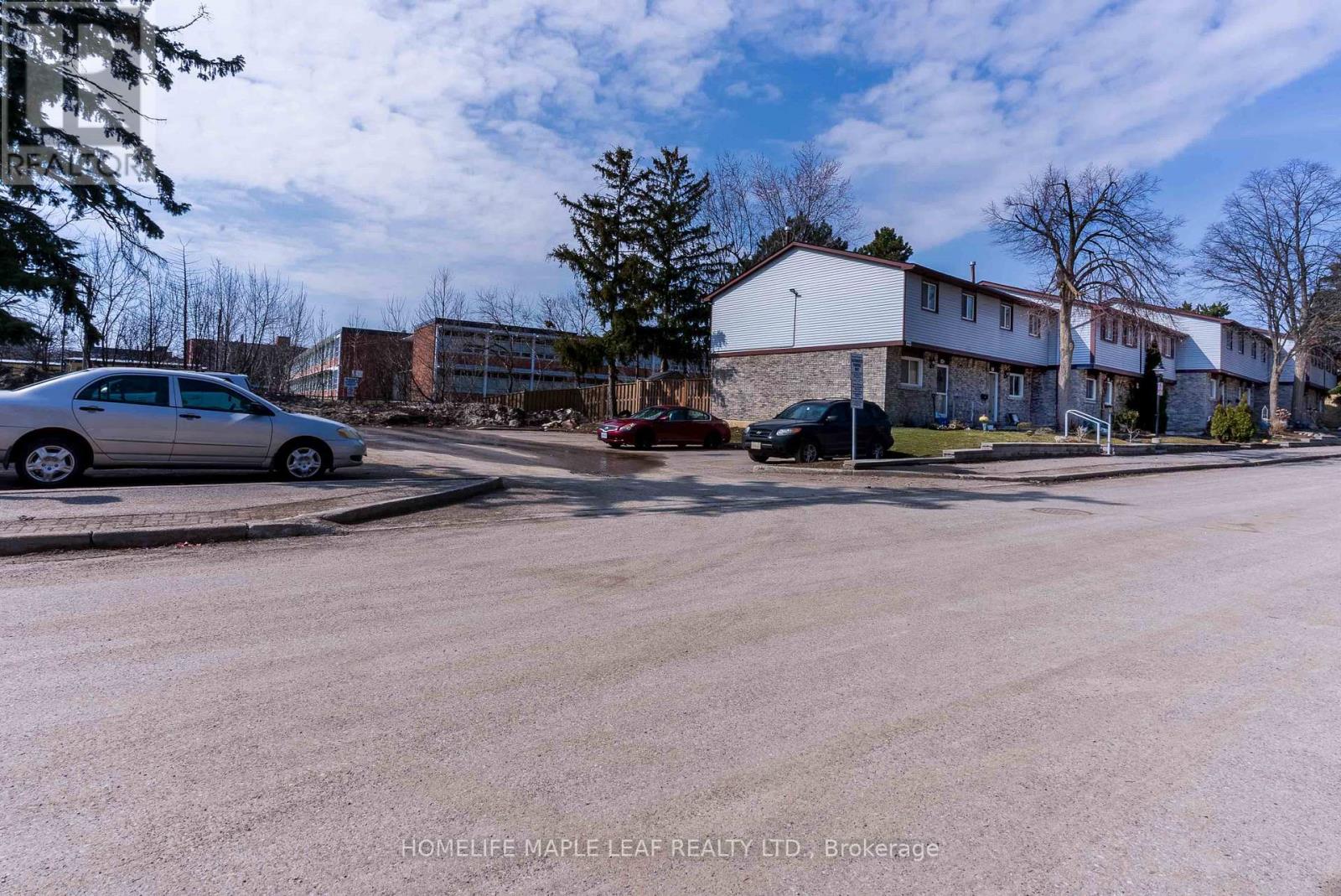 57 - 45 Hansen Road N, Brampton, Ontario  L6V 3C5 - Photo 31 - W12872430