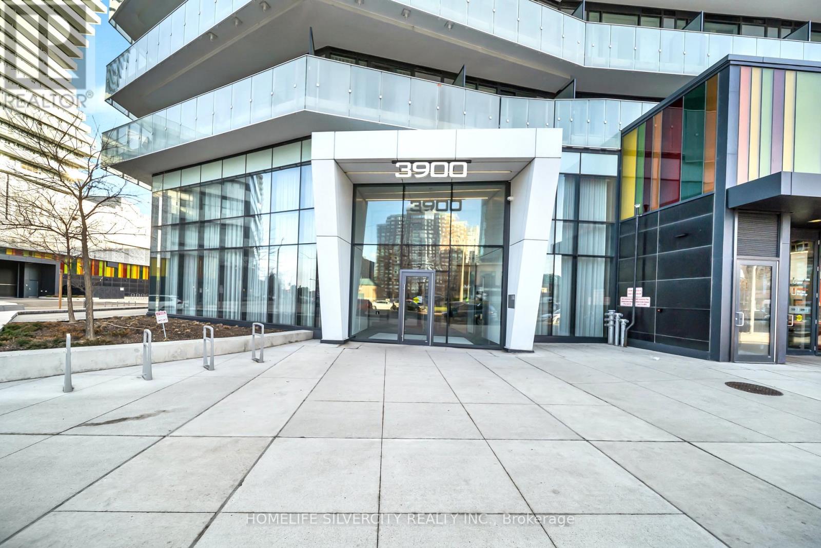 3908 - 3900 CONFEDERATION PARKWAY, Mississauga, Ontario