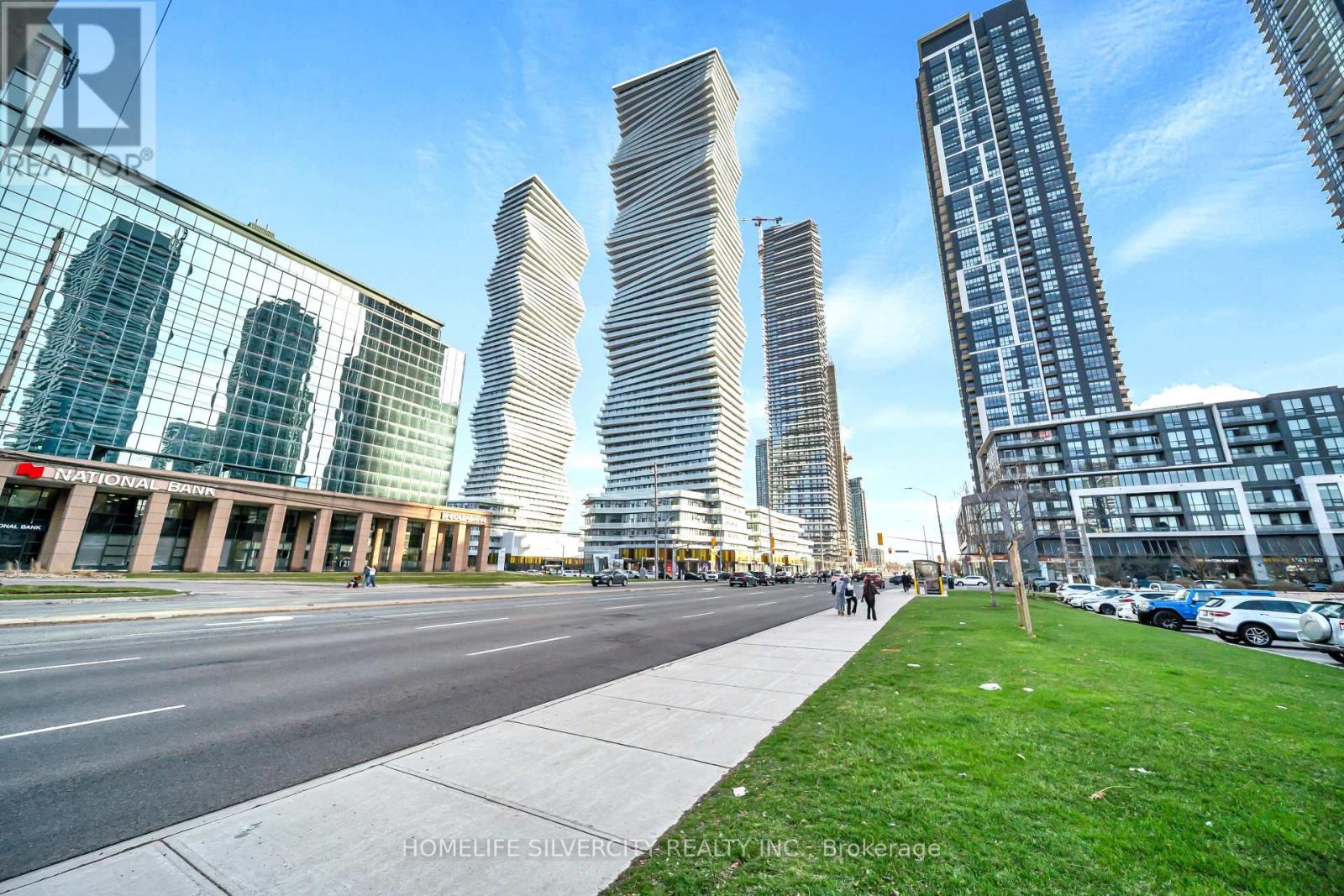 3908 - 3900 Confederation Parkway, Mississauga, Ontario  L5B 0M3 - Photo 2 - W13113776