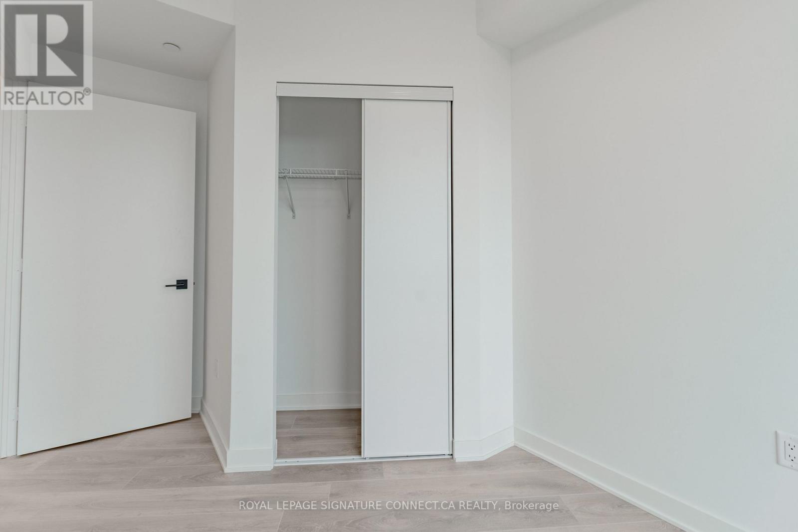2107 - 1185 Dupont Street, Toronto, Ontario  M6H 0G5 - Photo 11 - W13113800