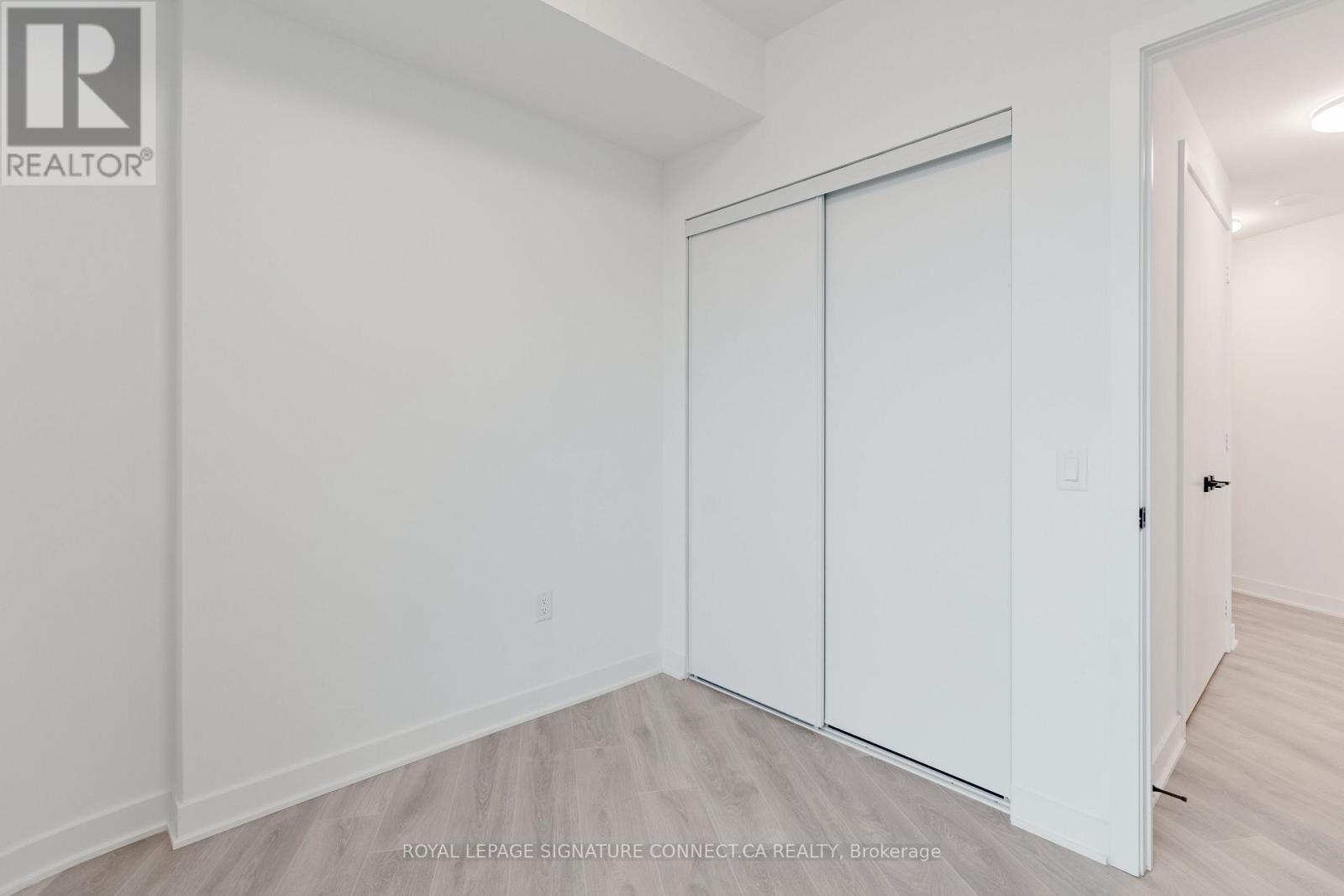 2107 - 1185 Dupont Street, Toronto, Ontario  M6H 0G5 - Photo 15 - W13113800