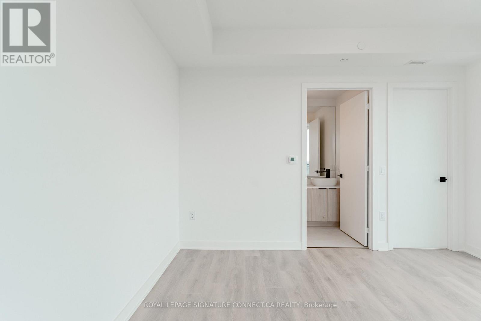 2107 - 1185 Dupont Street, Toronto, Ontario  M6H 0G5 - Photo 19 - W13113800