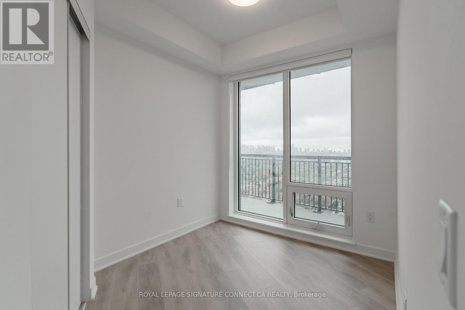 2107 - 1185 Dupont Street, Toronto, Ontario  M6H 0G5 - Photo 9 - W13113800
