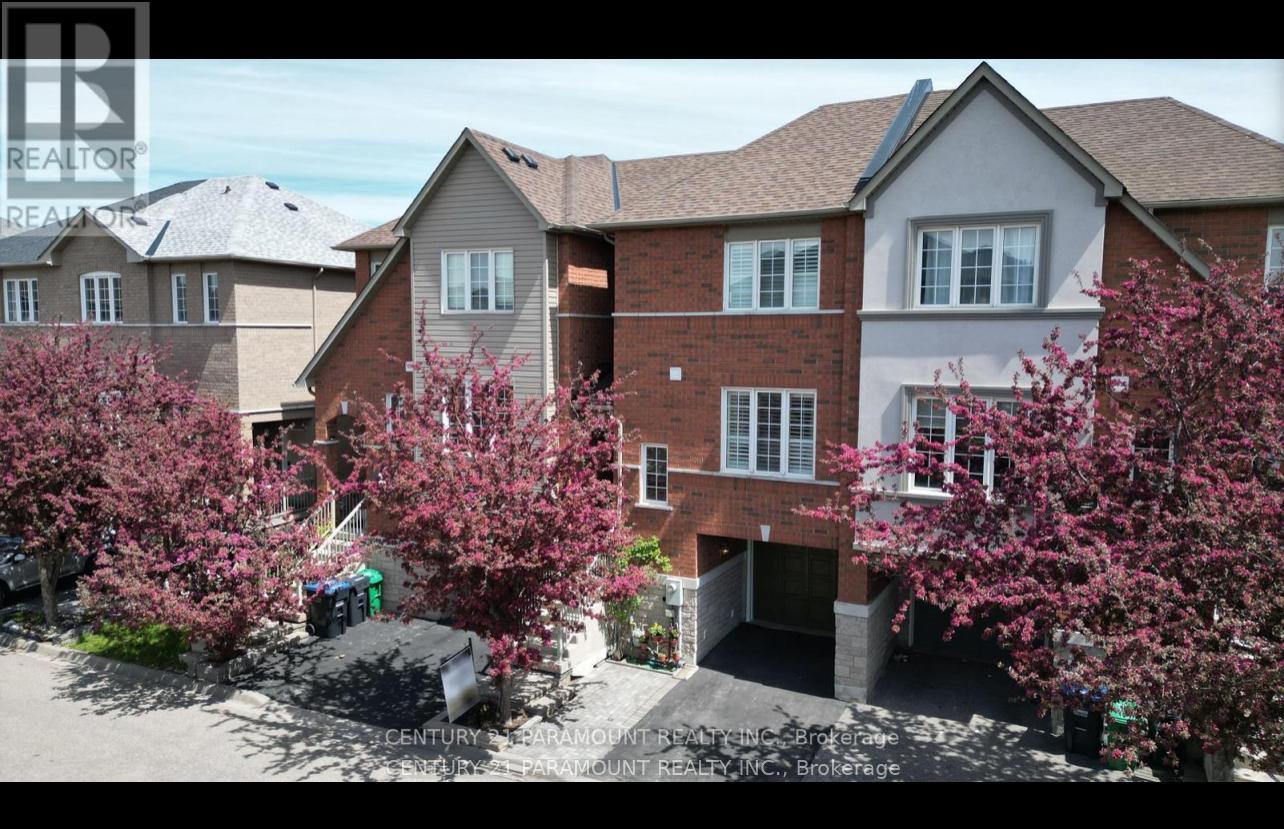 81 - 7155 Magistrate Terrace, Mississauga, Ontario  L5W 1Y8 - Photo 1 - W13113816
