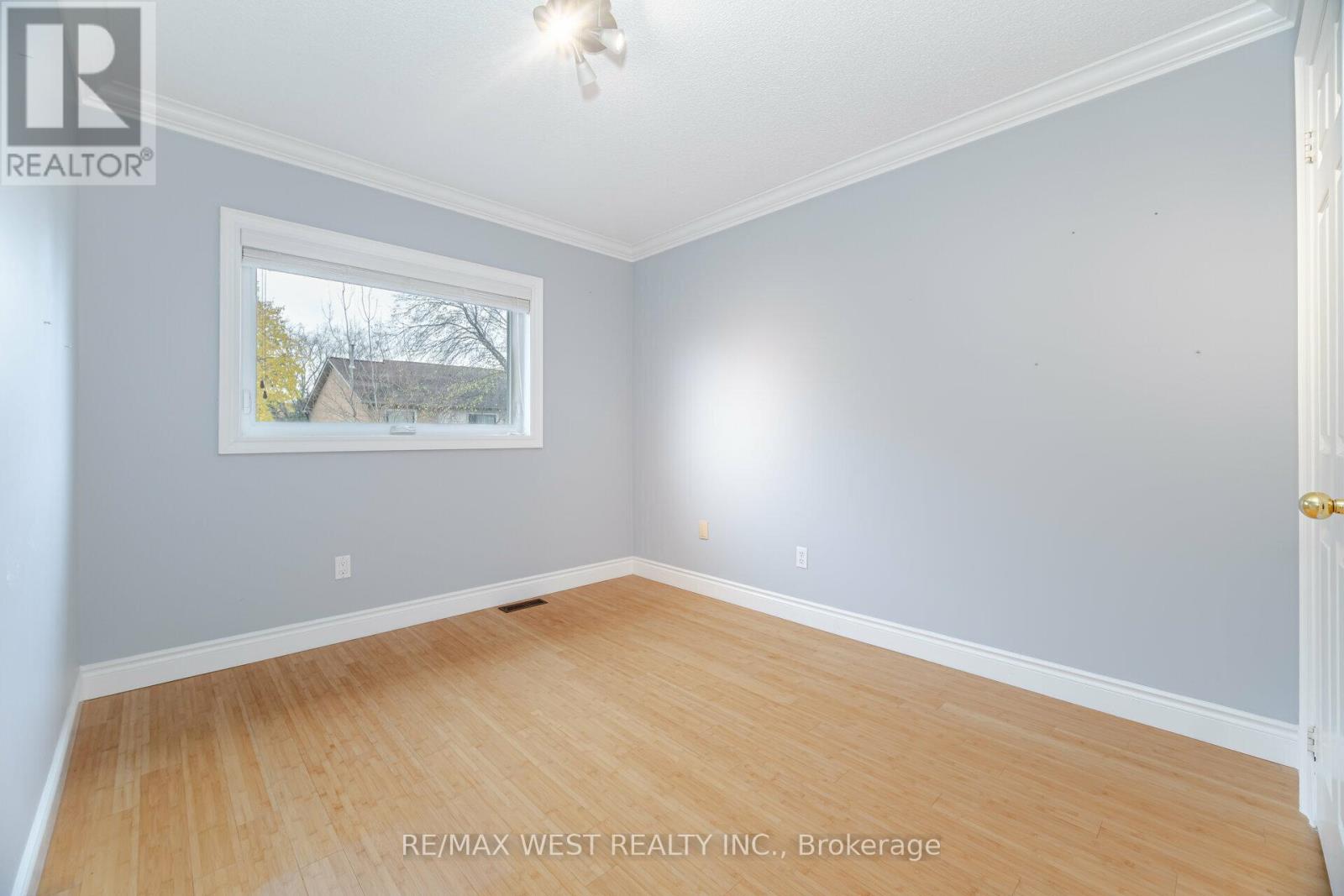 Main - 5456 Whitehorn Avenue, Mississauga, Ontario  L5V 1V5 - Photo 33 - W13113822