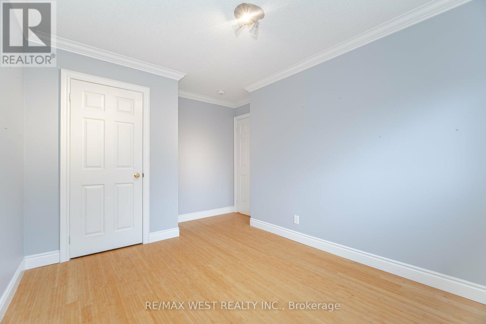 Main - 5456 Whitehorn Avenue, Mississauga, Ontario  L5V 1V5 - Photo 34 - W13113822