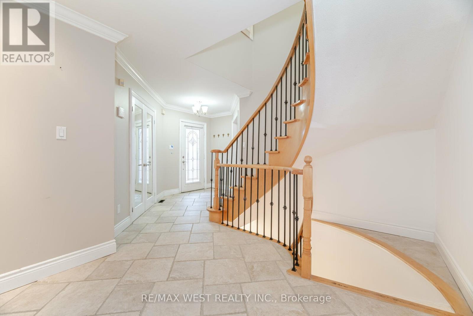 Main - 5456 Whitehorn Avenue, Mississauga, Ontario  L5V 1V5 - Photo 39 - W13113822
