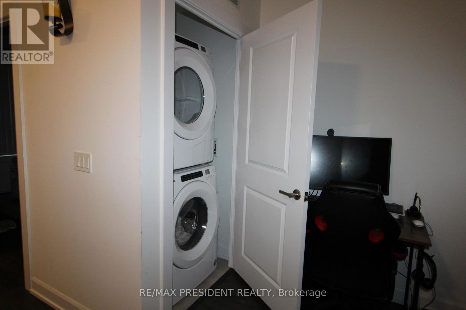 718 - 3220 William Coltson Avenue, Oakville, Ontario  L6H 7X9 - Photo 12 - W13113864