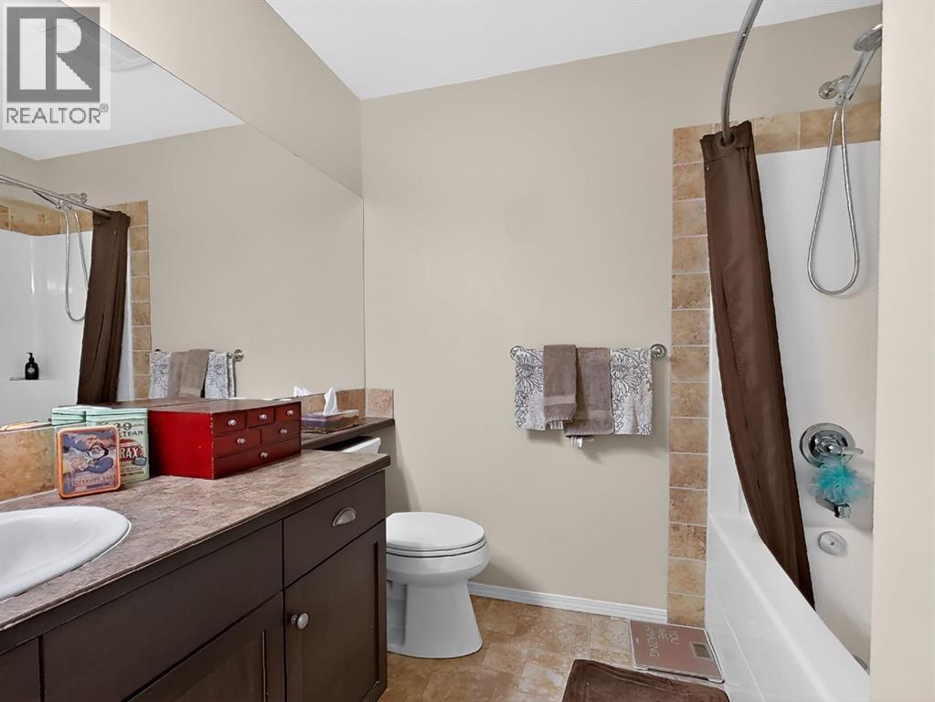 645 Silkstone Point W, Lethbridge, Alberta  T1J 4C5 - Photo 22 - A2276668
