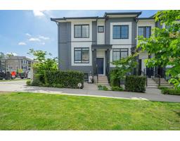 82 2075 OAK MEADOWS DRIVE, Surrey, British Columbia
