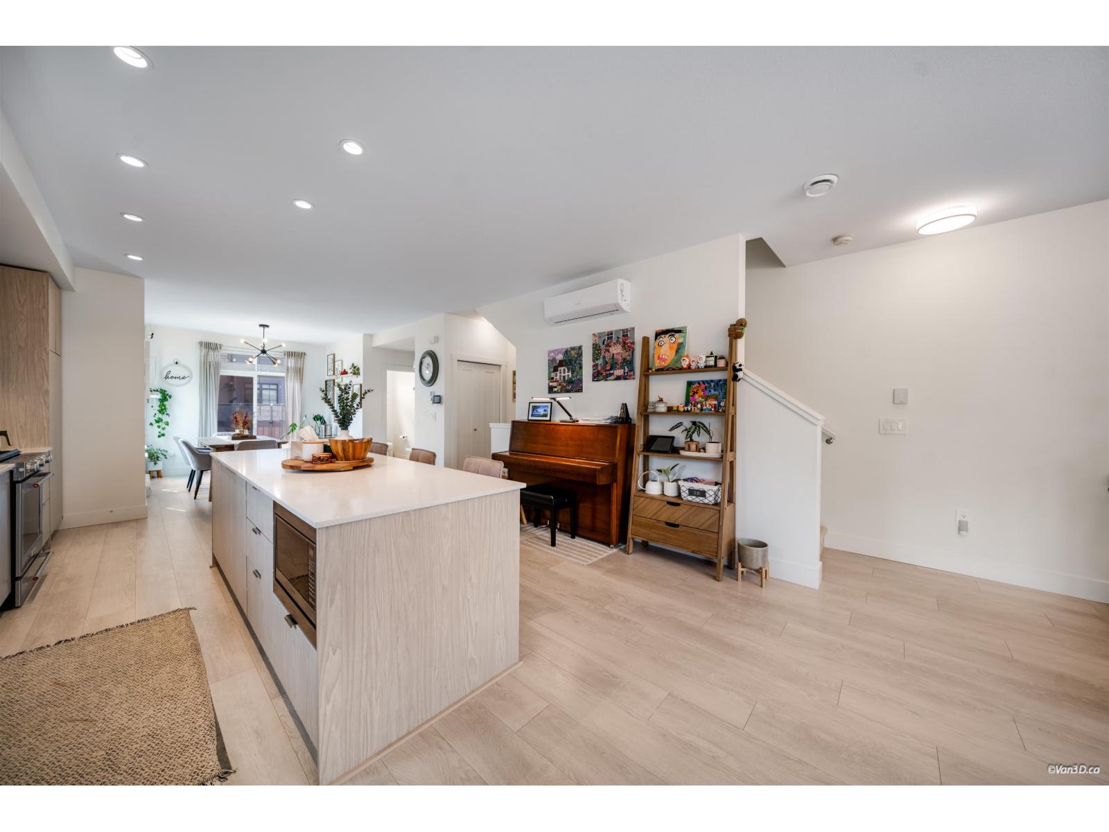 82 2075 Oak Meadows Drive, Surrey, British Columbia  V3Z 1J6 - Photo 12 - R3122324