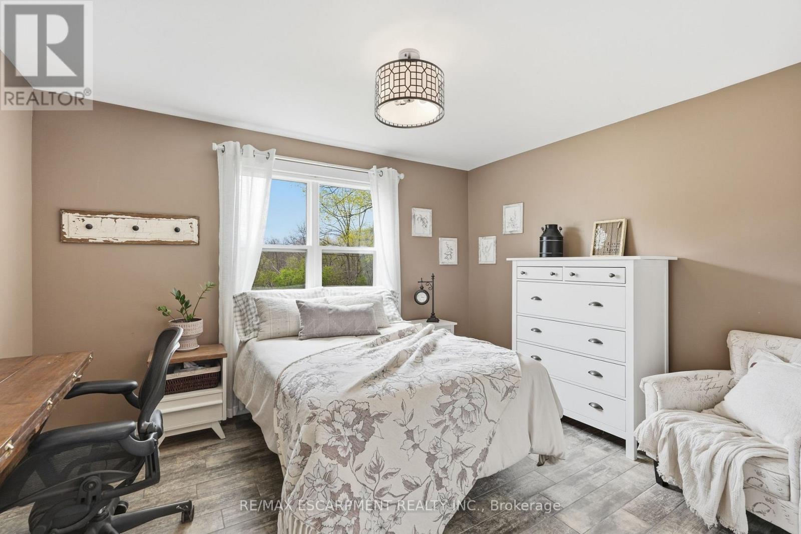 577 Harvest Road, Hamilton, Ontario  L9H 5K8 - Photo 18 - X13113850