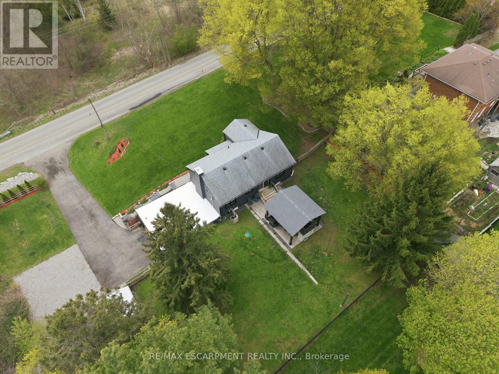 577 Harvest Road, Hamilton, Ontario  L9H 5K8 - Photo 44 - X13113850