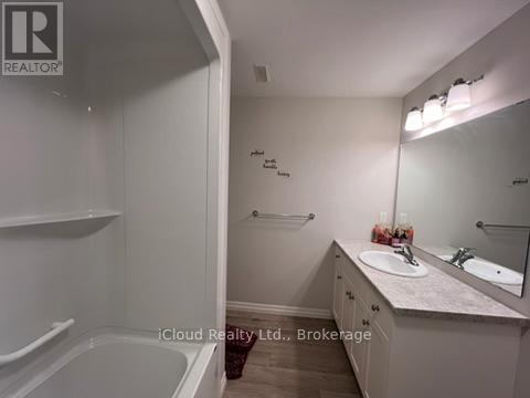 Unknown Address, ,    - Photo 24 - X13113892